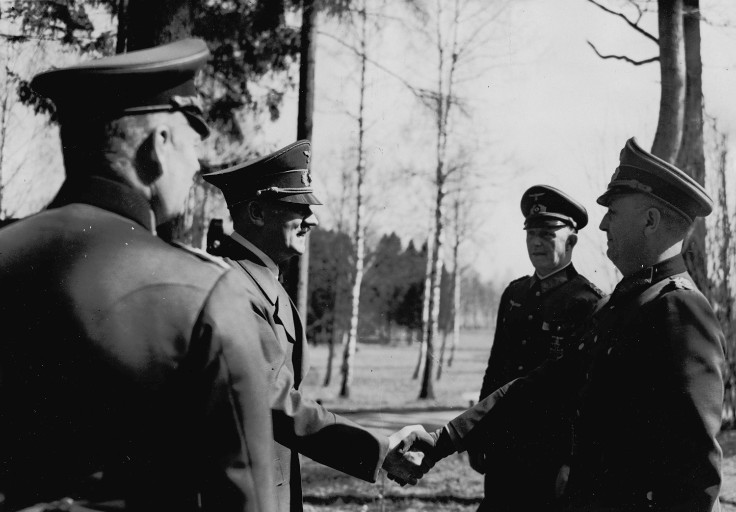 General Walter Buhle congratulates Adolf Hitler for his 53th birthday